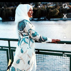 Meet your Posher, Amran